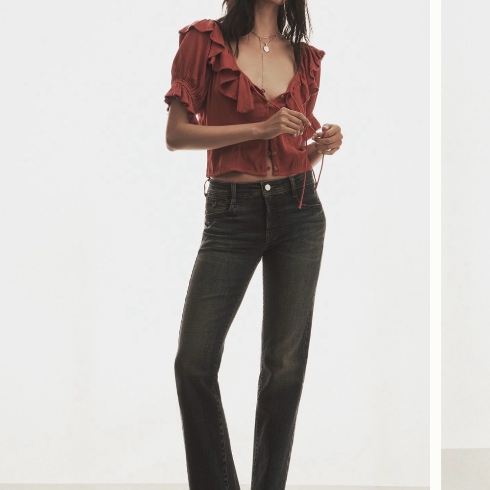 Pilcro Low Rise Relaxed Straight Leg Jeans NWT